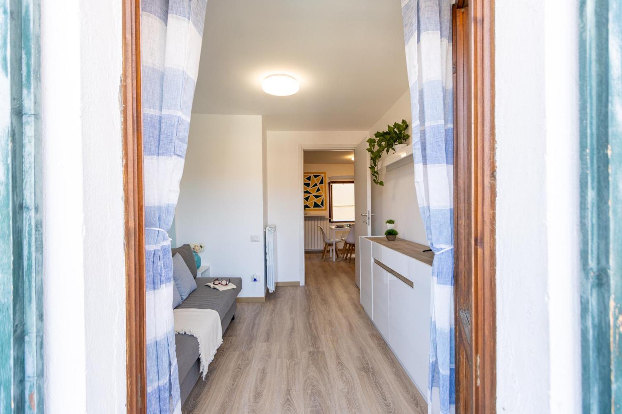 Golden Lake - Luxury Apartment ☆☆☆☆☆ - 100M From The Lake 바메노 외부 사진
