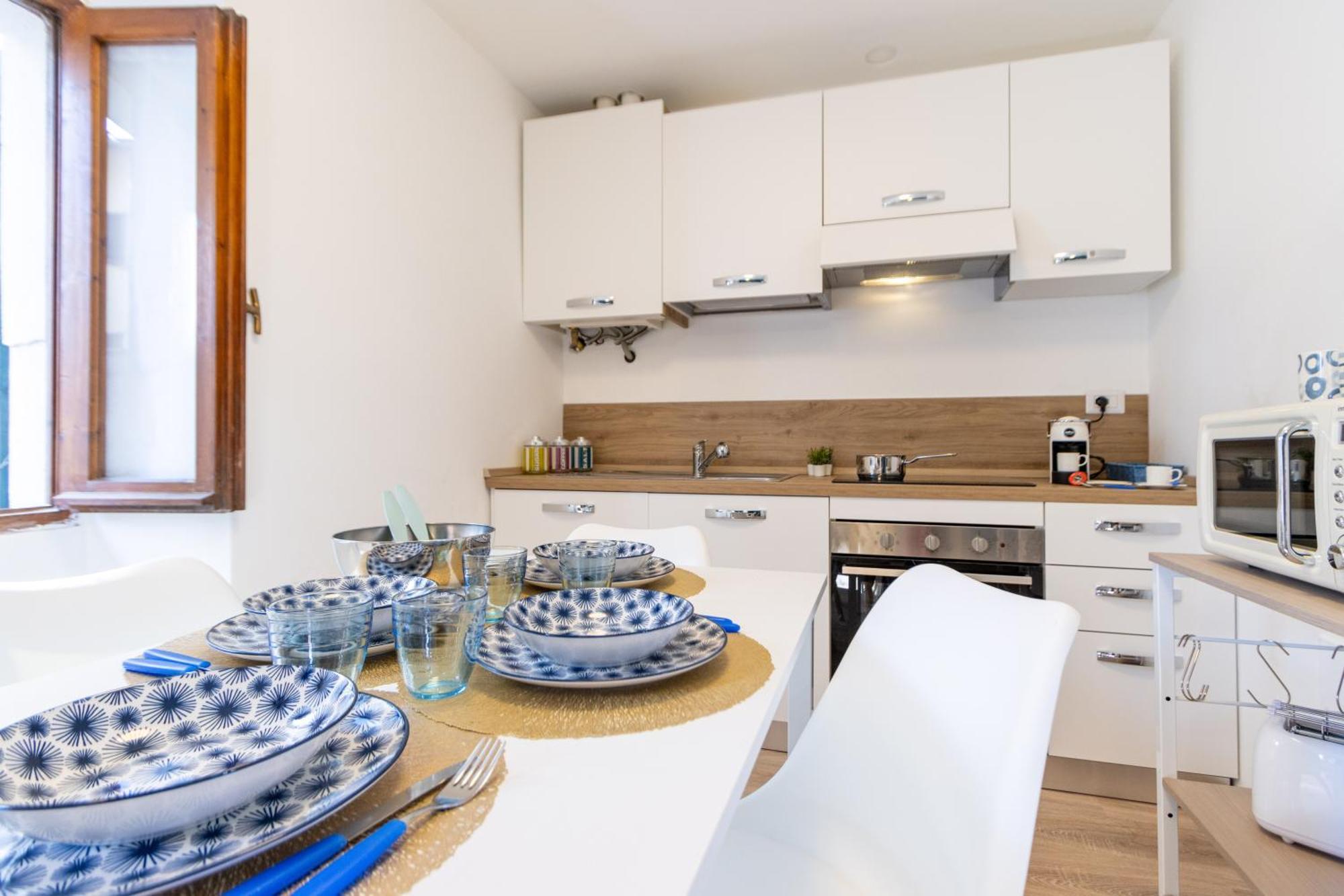 Golden Lake - Luxury Apartment ☆☆☆☆☆ - 100M From The Lake 바메노 외부 사진