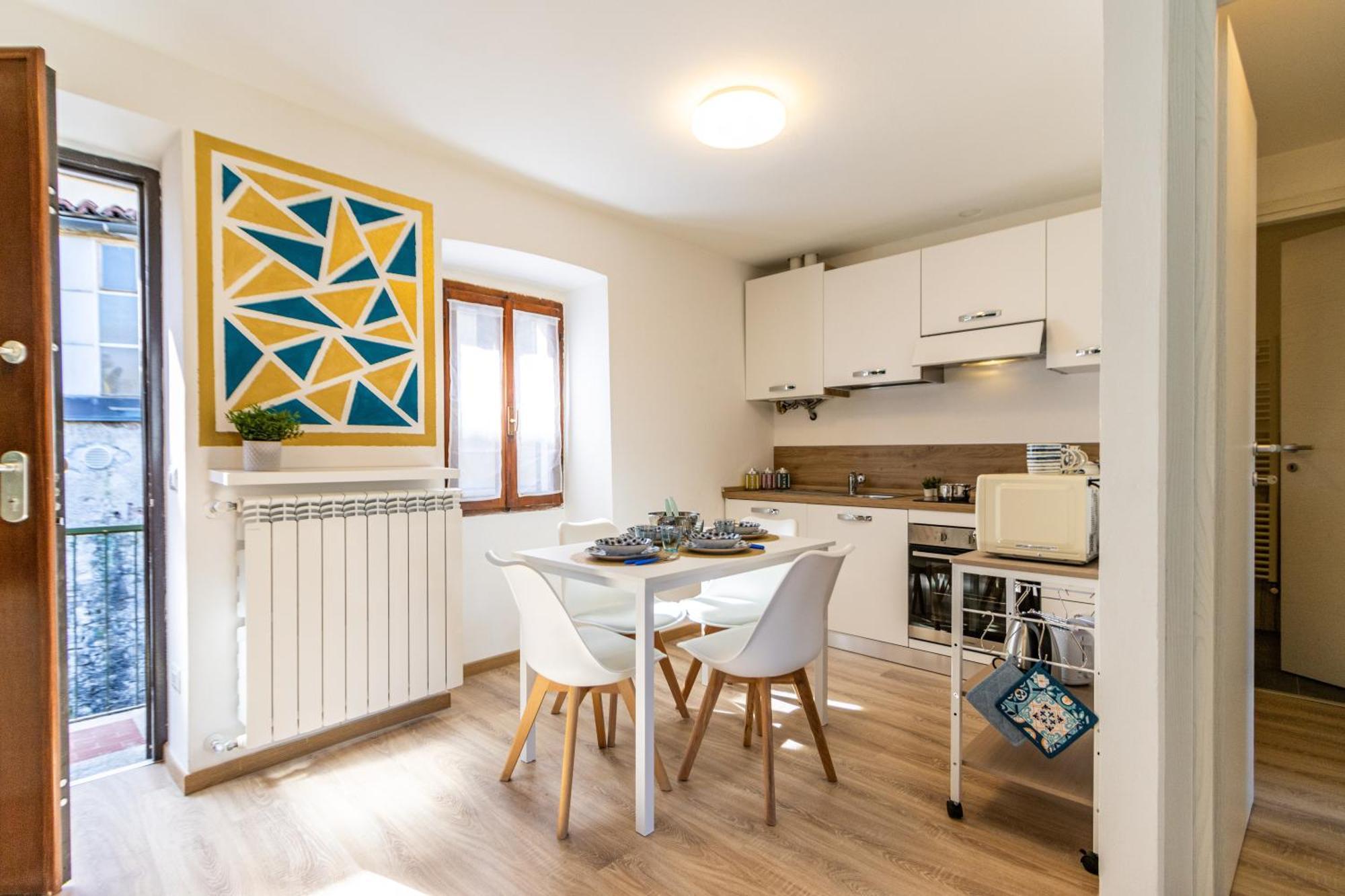 Golden Lake - Luxury Apartment ☆☆☆☆☆ - 100M From The Lake 바메노 외부 사진